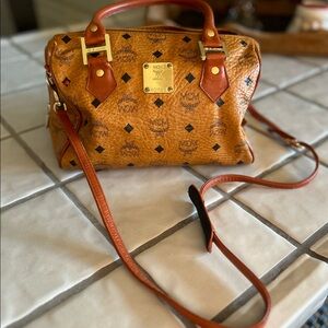 MCM Boston Bag Visetos Cognac Medium